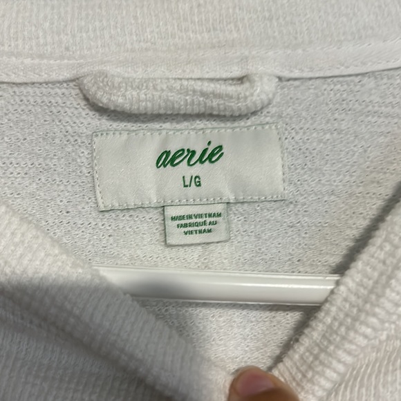 Aerie Crewneck - Picture 2 of 3